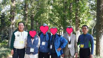 어르신들과 함께 가을나들이