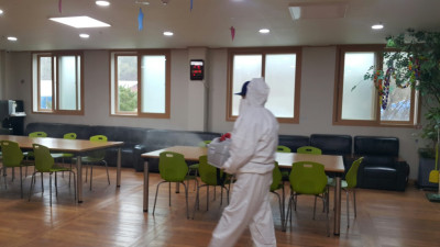 코로나를 이겨내기 위한 방역 방역!