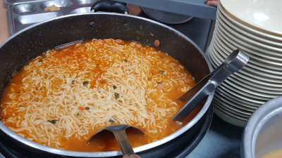 오늘의 특식 라면