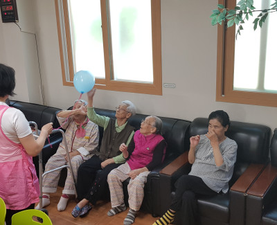 풍선공놀이