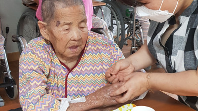 소근육 운동과 인지향상에 도움을 주는 콩고르기