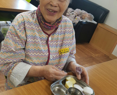 우리어르신들이 잘드시고 맛있는기정떡