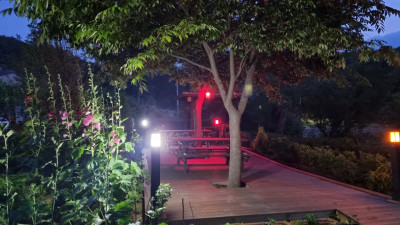 덕인실버홈 산책길 야간풍경
