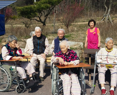 햇살좋은 날에 산책나왔어요