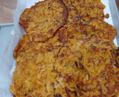 오늘의 간식 생굴 김치전