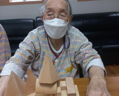나무 블럭 쌓기 놀이 ~~~